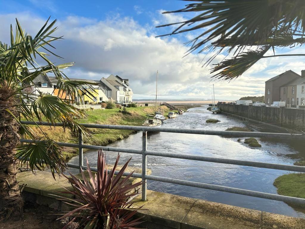 23 Coastal Comfort Millom Exterior photo